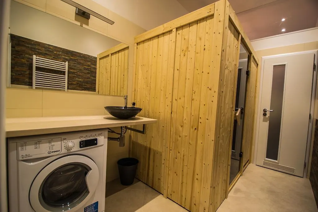 Ruterra Apt With Sauna And Billiards Prague Apartment
